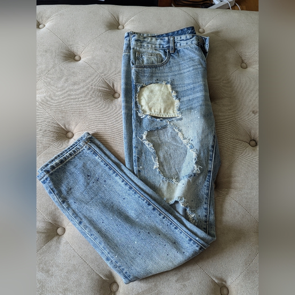 Embellished Distressed Jeans
